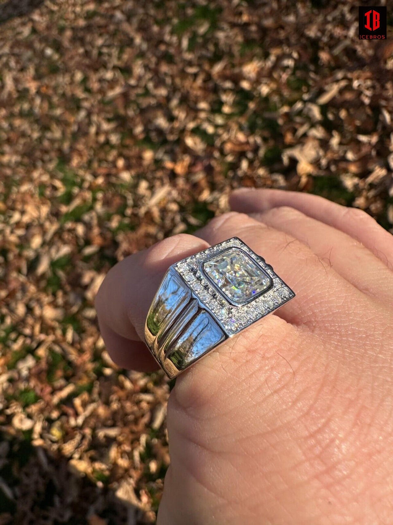 Men Wearing White Gold Asscher-cut White Gold Rings