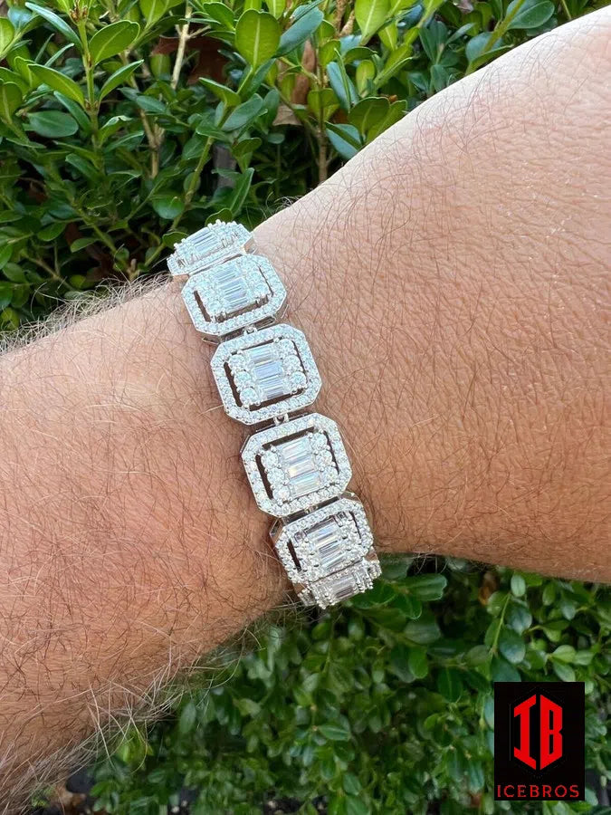 Diamond Baguette Tennis Bracelet in White gold 