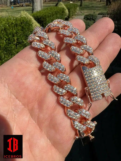 Detailed Veiw of Rose Gold Curb Cuban Link Bracelet on hand Model