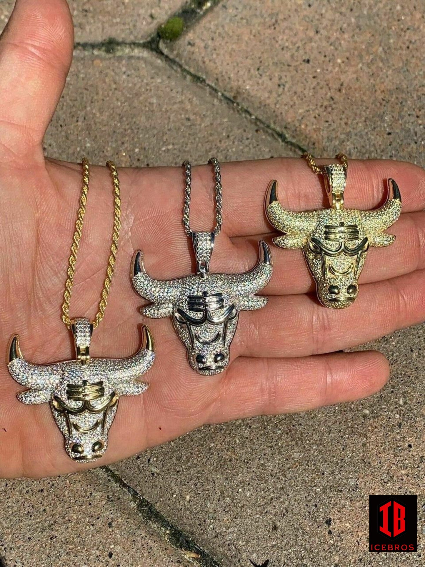 925 Silver Chicago Bulls Horn Iced Pendant Chain Charm