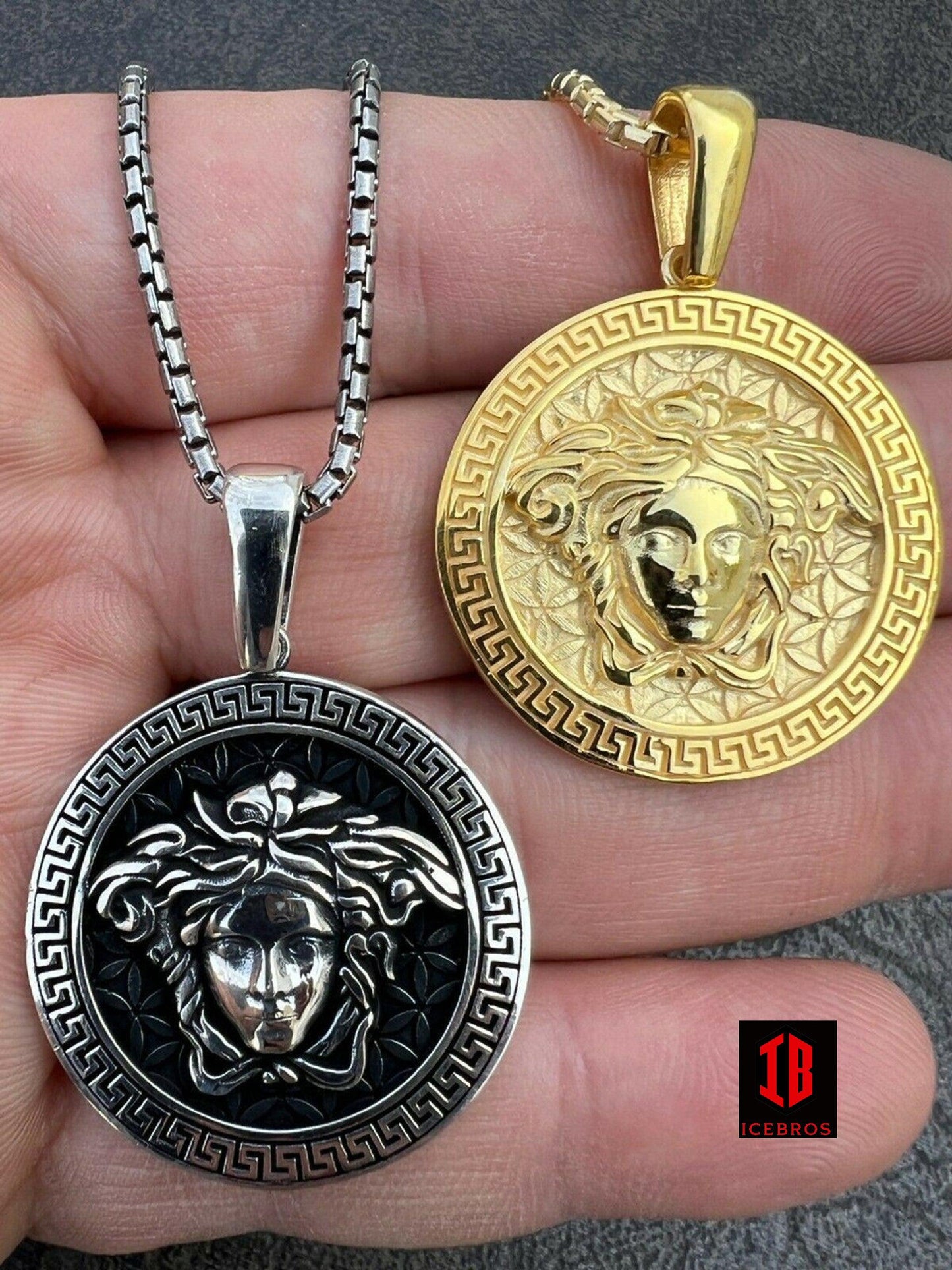 Real Solid 925 Silver / Gold Round Medusa Medallion Pendant Necklace UNISEX